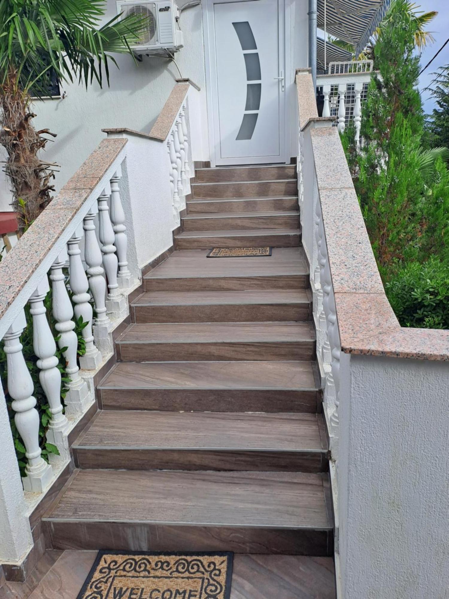 Apartments Stjepan Malinska Ngoại thất bức ảnh