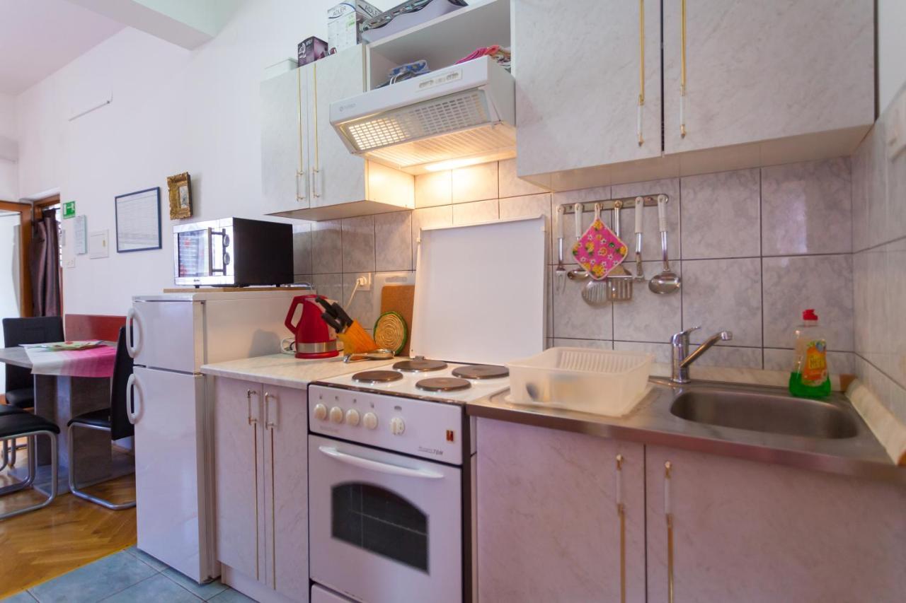 Apartments Stjepan Malinska Ngoại thất bức ảnh
